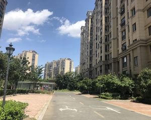 香河湾小面积,无个税,拎包入住,看房方便