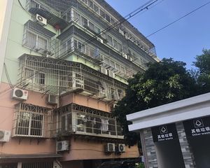 成达花园两室一厅房东自住看房方便