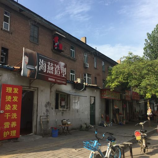 堤口路铁路宿舍2室1厅1卫南北朝向1000.00元/月出租