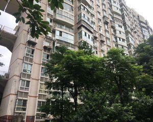 蓉铁花园2室1厅东南