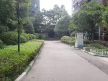 北滨路 鸥鹏K城一房92万