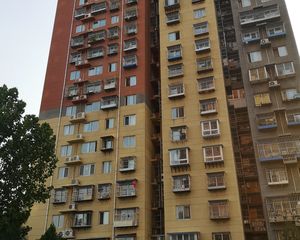 金隅丽景园1室1厅西