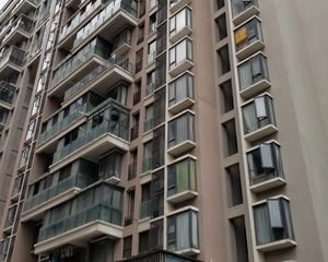 九峰国际2室1厅西北