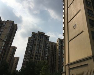 保利梧桐语3室2厅东南
