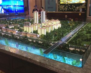 凯旋国际公馆5室2厅南北