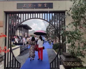 国宾府中楼层,采光没遮挡,房东诚心。