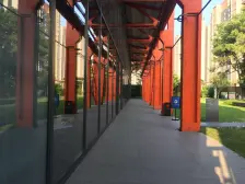 市区少有毛坯洋房 带前后花园 带院子 江西博文九年