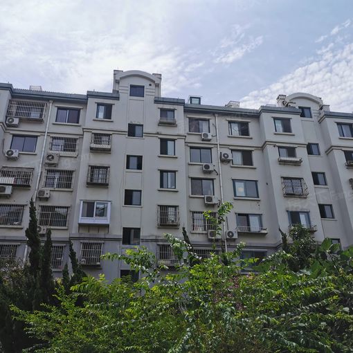 ²¬½ðÔ·3ÊÒ1Ìü1ÎÀÄϱ±³¯Ïò2300.00Ôª/Ô³ö×â