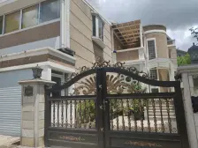 康虹花园联排中套临河三带棚停车位别墅