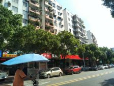 电梯三房两厅中楼层 业主工作调动诚意售