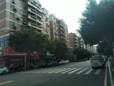 低楼层,自住保养好,户型方正,采光好,满五唯一。