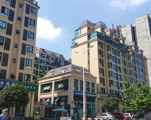 春秋嘉境4室2厅西南