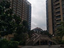 朝南户型4房,业主诚心急售 带装修,看房房方便