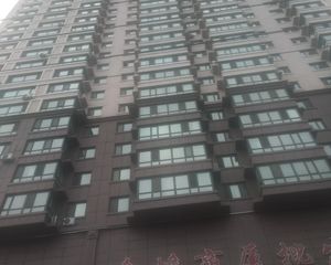 此房年限新 地点好 玛克威大润发商圈 电梯房 南北通透