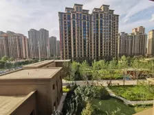 花园别墅南北通透带小院两个露台业主诚心出售