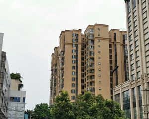 武海西城锦绣3室2厅东南