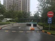 张江南,18号线航头站,低密度小区 ,单价贰万多!