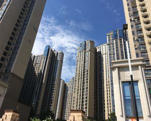 悦龙山3室2厅南