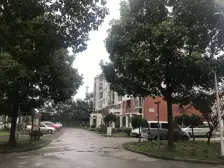 近18号线地铁低总价东边套三房自住装修保养好