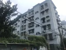 精装修边套全明两房 ,楼层好,老少皆宜,诚心出售。