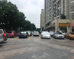 康怡花园 电梯大两房 西南向 中间楼层