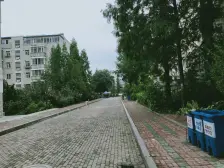 中间楼层 小两室 装修保持好 小区稀有户型