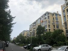 低楼层 看房方便房东急卖 看房联系我