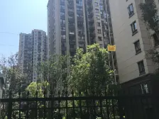 两路空港 金科空港城二期三房80万