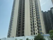 业主诚心出售,生活、交通便利,配套完善