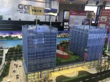 绿地朝阳中心(海珀悦庭)一期 南北通透,采光好 装修好,环镜优美 视野好,诚心出售