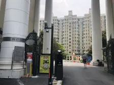 地铁口!豪华装修!人车分流! 拎包入住!必看好房!