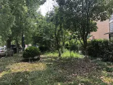 五年一套的双拼 花园180 看房随时 近地铁