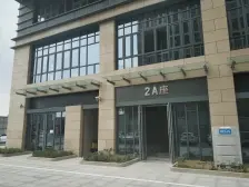 此房户型手续齐全,格局好,采光好,无遮挡,出行方便