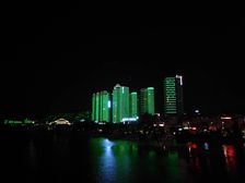 洱海边的小公寓70年产权下楼即是海