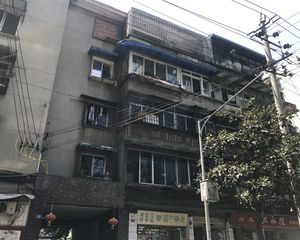 过街楼街36号2室1厅西南