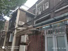 低楼层的五大道联排私产别墅 带院 安静舒适