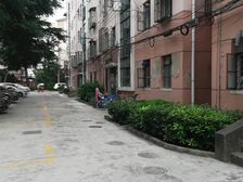 近商圈,主卧朝南,一门关,繁华地段