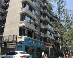 吉祥街14号2室1厅南