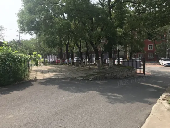 东风南里
