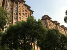 带50平阁楼,视野开阔,随时可以看房