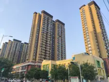 3.4号线双地铁,双气,出行方便,配套齐全,价格可谈