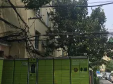 长宁区!精品小区!环境优美!车位充足!精装修!