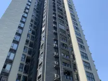 正规大两房,住家装修,带高新,价格不变