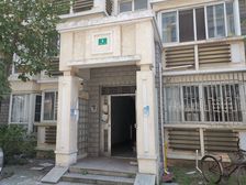 近地铁站,生活配套全,户型方正,中间楼层,带储藏室