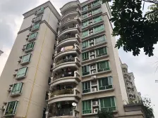房子在低楼层,业主做了阳台比较实用
