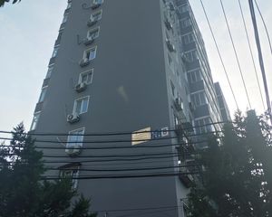 南纬路2号院中间层南北通透两居采光通风好近地铁8号