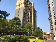 汇源金泰 南北通透,采光好 中间楼层