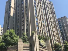 次新小区 精装两房 保养好 安静