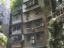 上清寺鑫隆达背后 人民晓雪大家都懂的 带屋顶花园