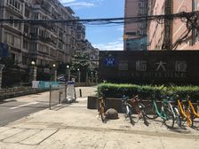 富临大厦4室2厅东南南